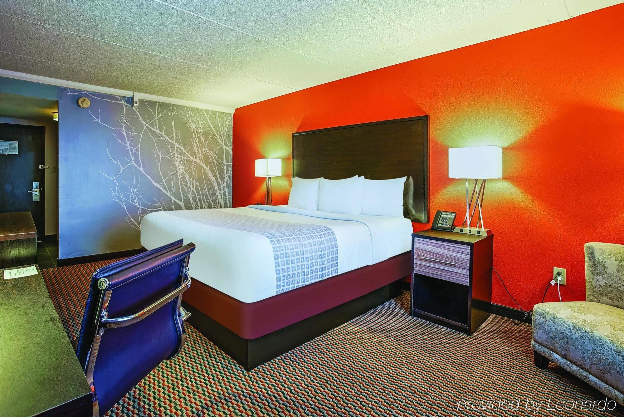 Holiday Inn & Suites Philadelphia-Runnemede/Exit 3-New Jersey Turnpike Exteriér fotografie