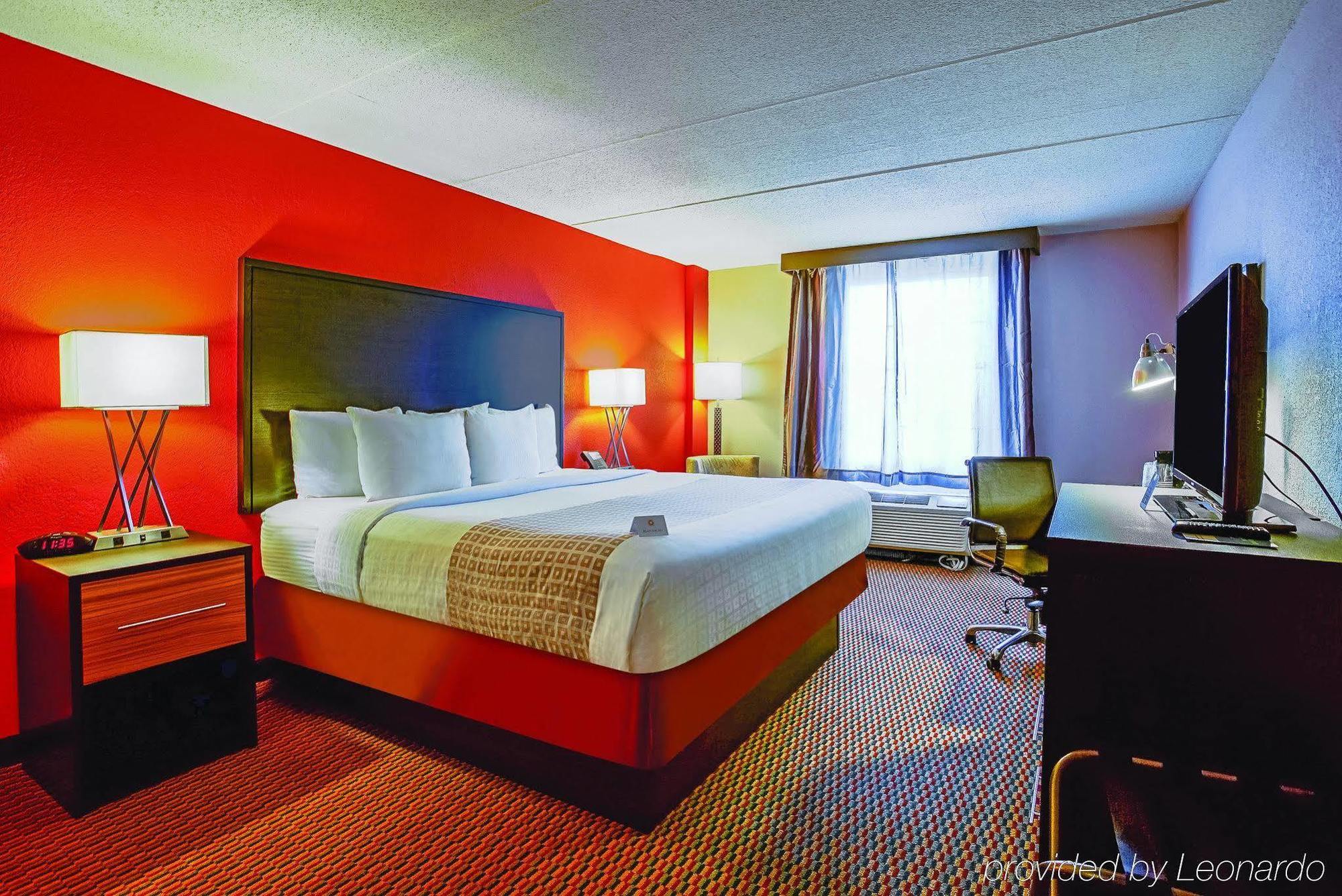 Holiday Inn & Suites Philadelphia-Runnemede/Exit 3-New Jersey Turnpike Exteriér fotografie